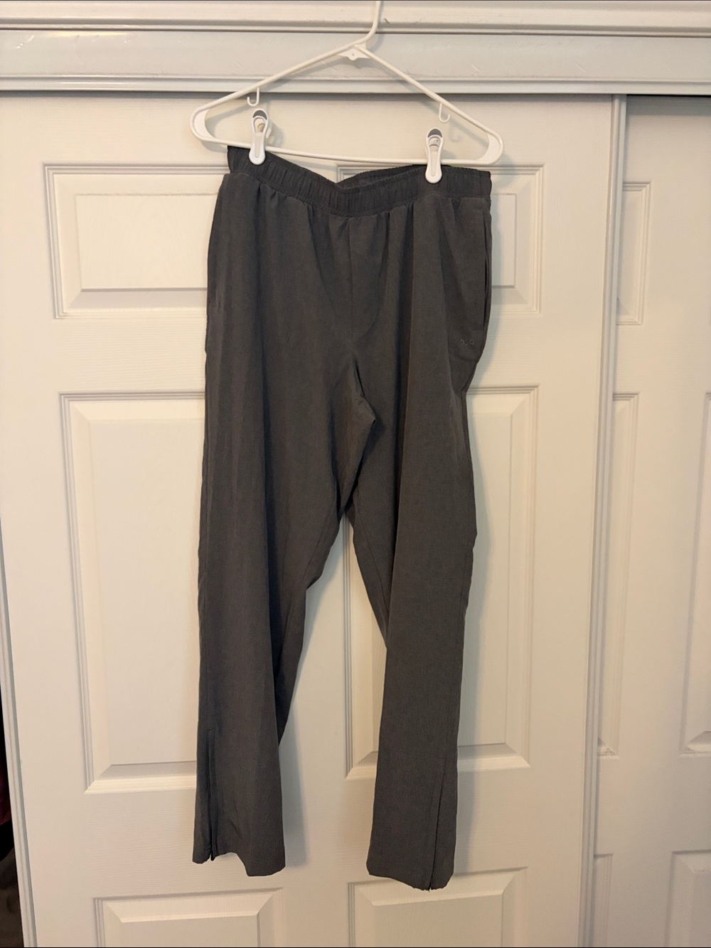 DSG Men's Elastic-Waist Straight-Leg Athletic Pants - Charcoal Gray